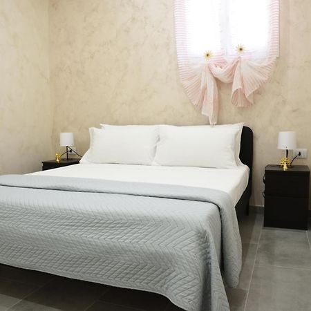 Family House Apartment Катания Екстериор снимка